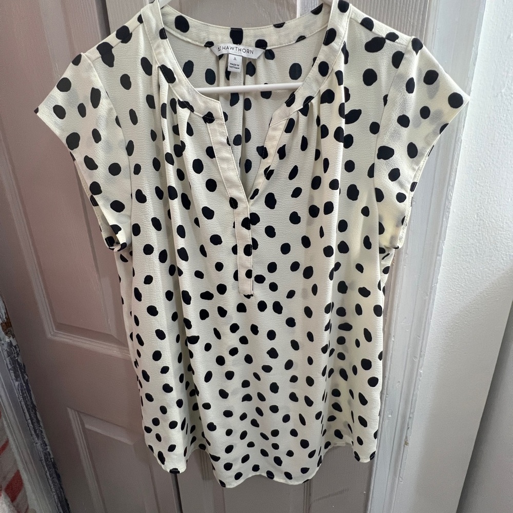 41 Hawthorn Black and White Cap Sleeve Blouse with Mandarin Collar